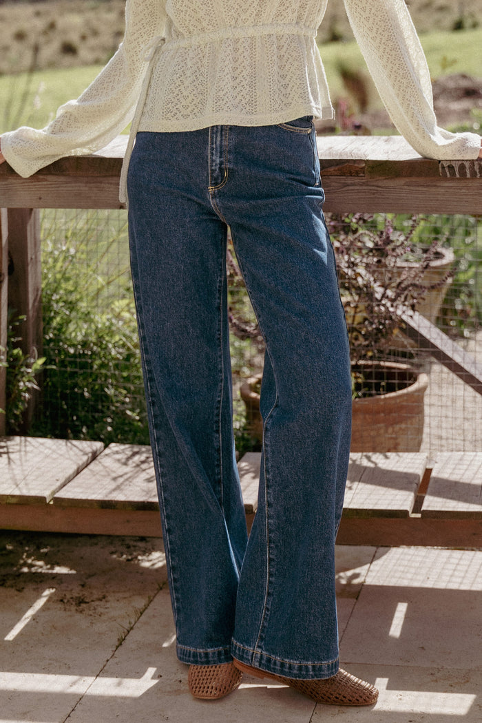 BOTTOMS Abrand 94 Wide Leg Jeans - Tara