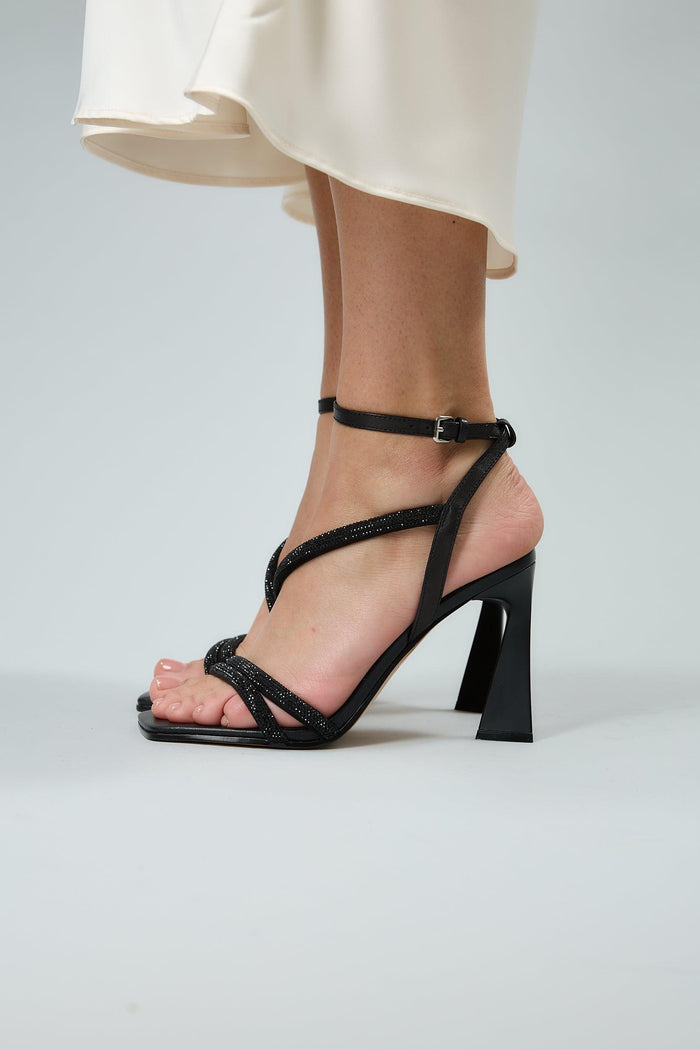 Lucia Black