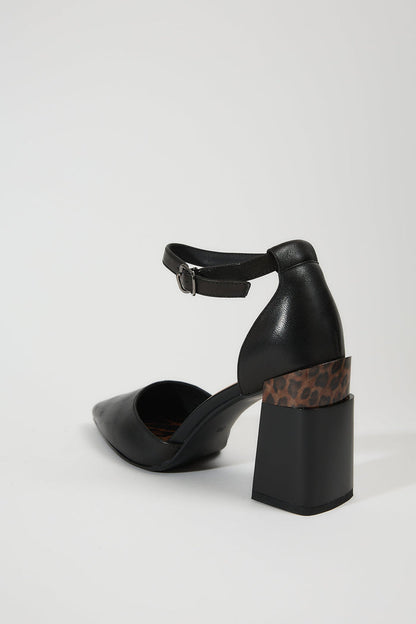 Aleen Black