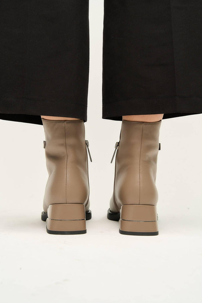 Alisma Beige