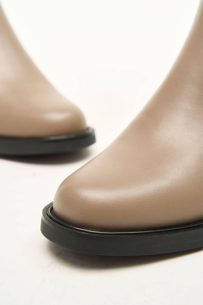 Alisma Beige