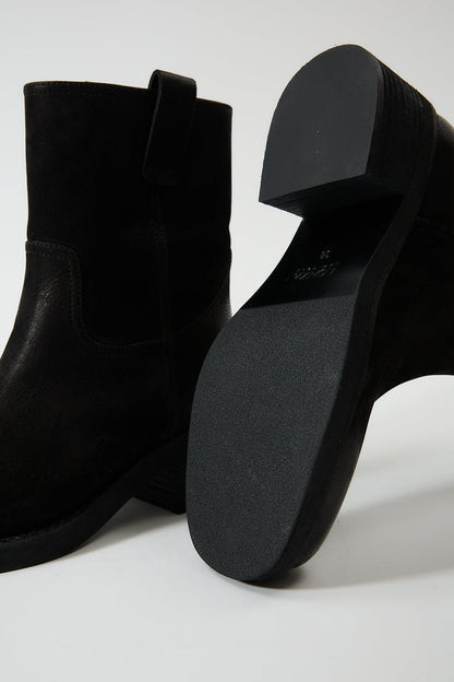 Aurelia Black