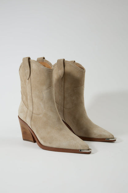 Brizo Beige