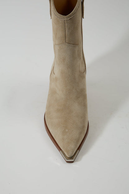 Brizo Beige