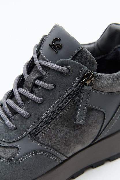 Brumelle Grey