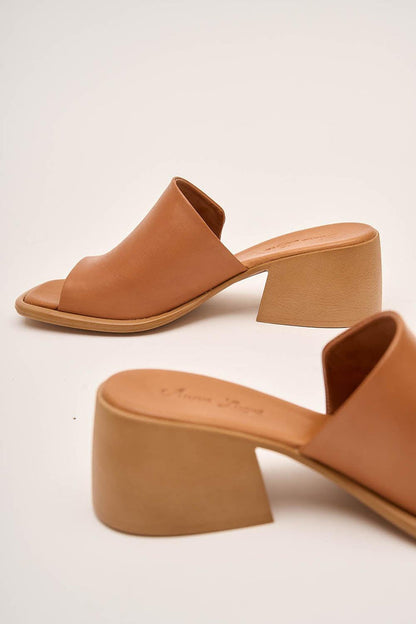 Camel Block Tan