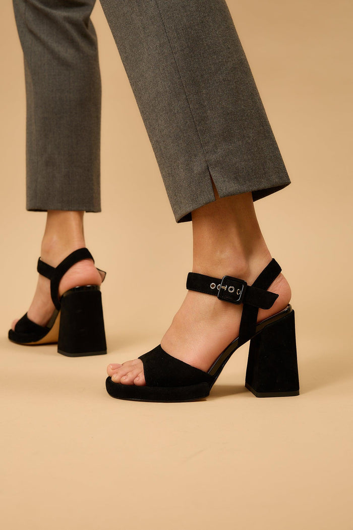 Chiara Suede Black