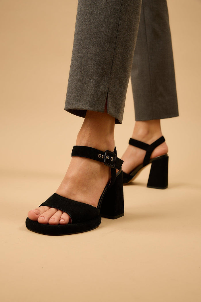 Chiara Suede Black