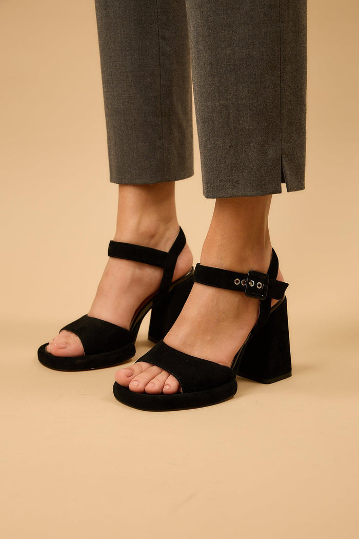 Chiara Suede Black