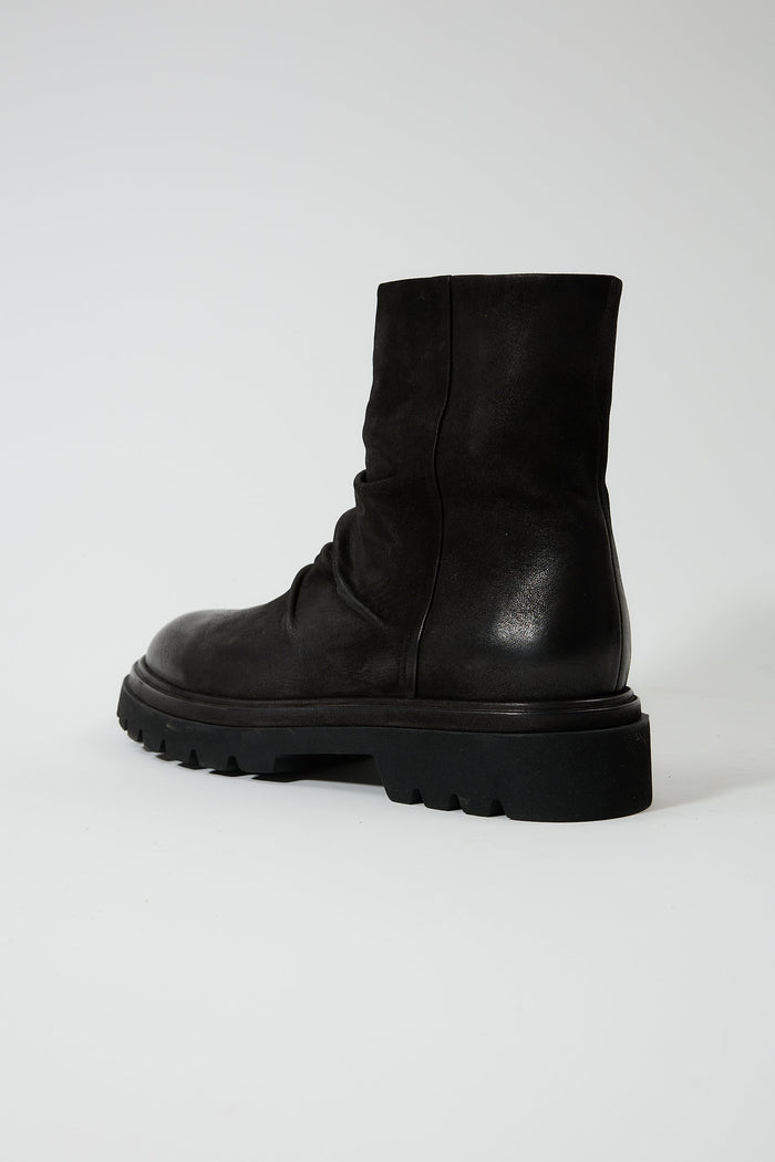 Circe Black