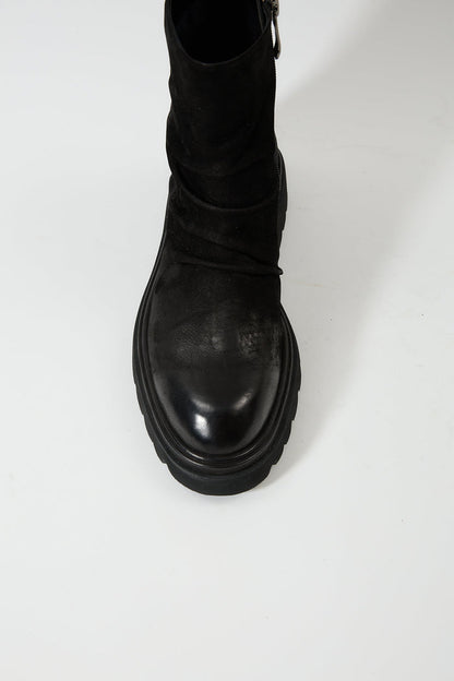 Circe Black
