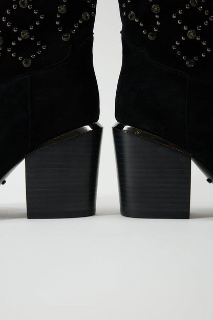 Clotho Black