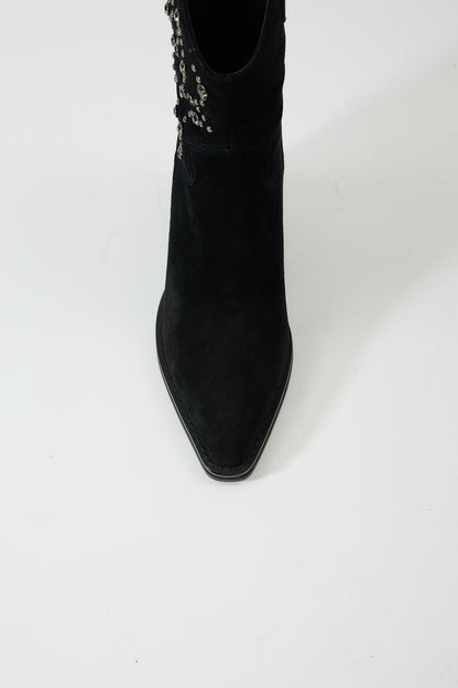 Clotho Black