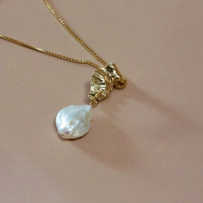 COVE Pendant Necklace