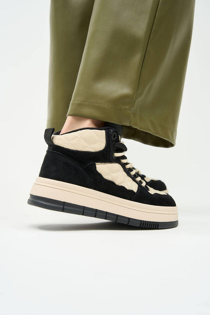 Crue Black