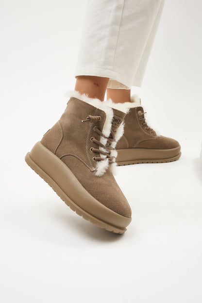 Dara Khaki