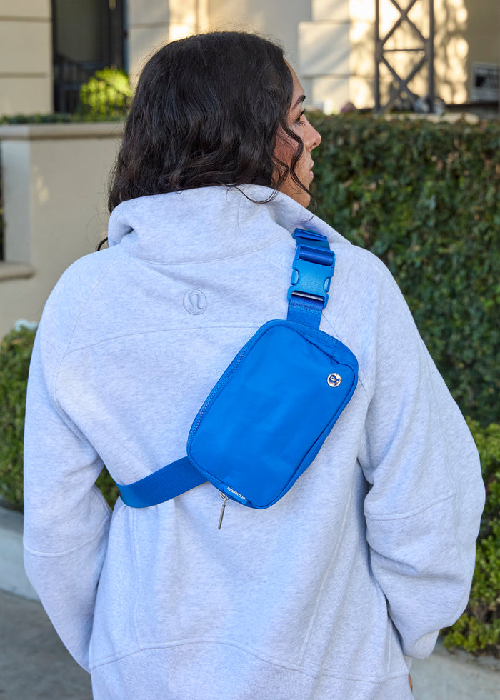 Delta Delta Delta lululemon Everywhere Belt Bag - Beaming Blue