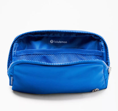 Delta Delta Delta lululemon Everywhere Belt Bag - Beaming Blue
