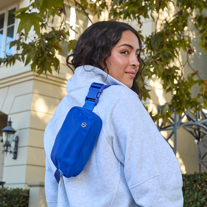 Delta Delta Delta lululemon Everywhere Belt Bag - Cobalt Blue