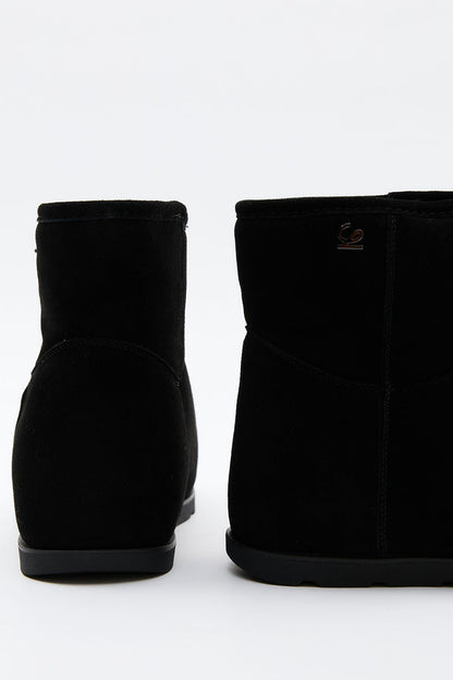 Destiny Black