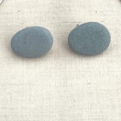 Gray Beach Stone Posts Earrings - large II