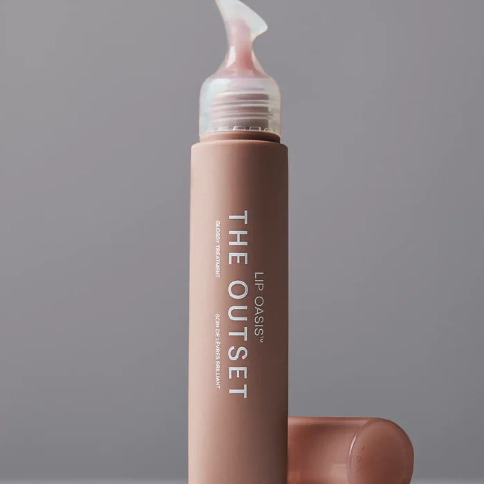 Lip Oasisᵀᴹ Glossy Treatment