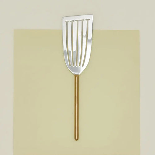 Simple Metal Fish Spatula - Brass