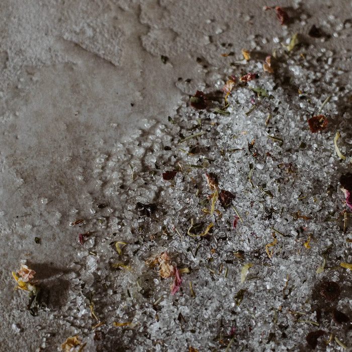 Well Kept Soaking Salts - Ivory
